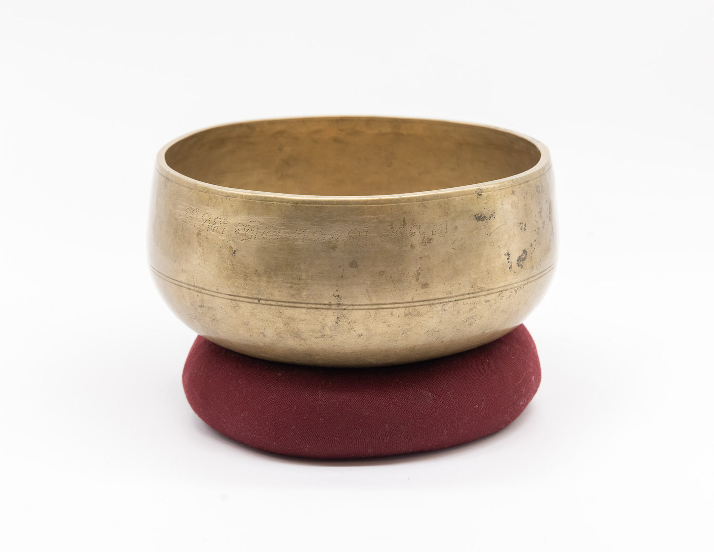Handcrafted Singing Bowl – 17cm | 11