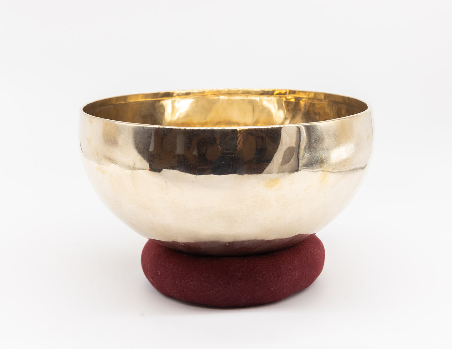 Handcrafted Singing Bowl – 23cm | 4