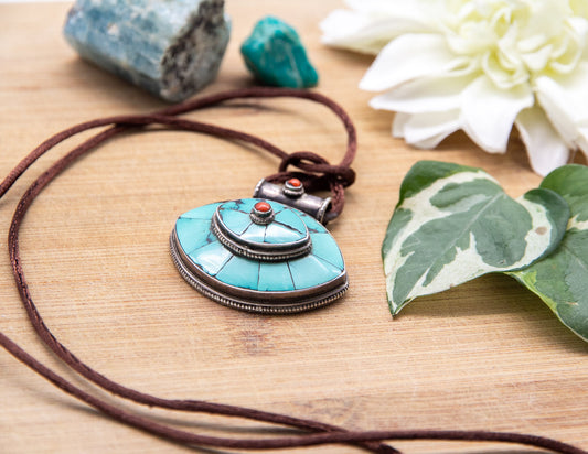 Fischauge Gau Halskette