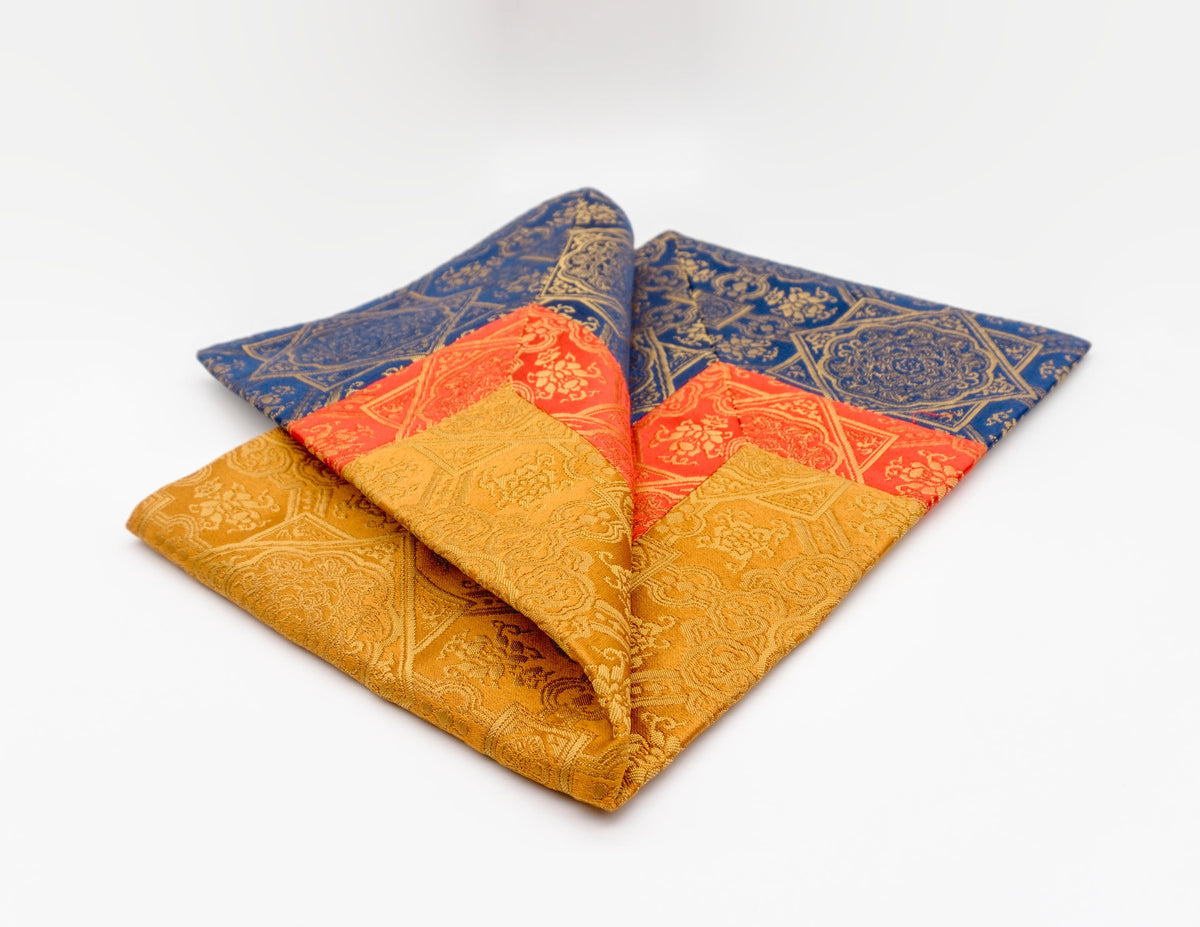 Square Brocade Cloth 64x64cm - 3 Colours