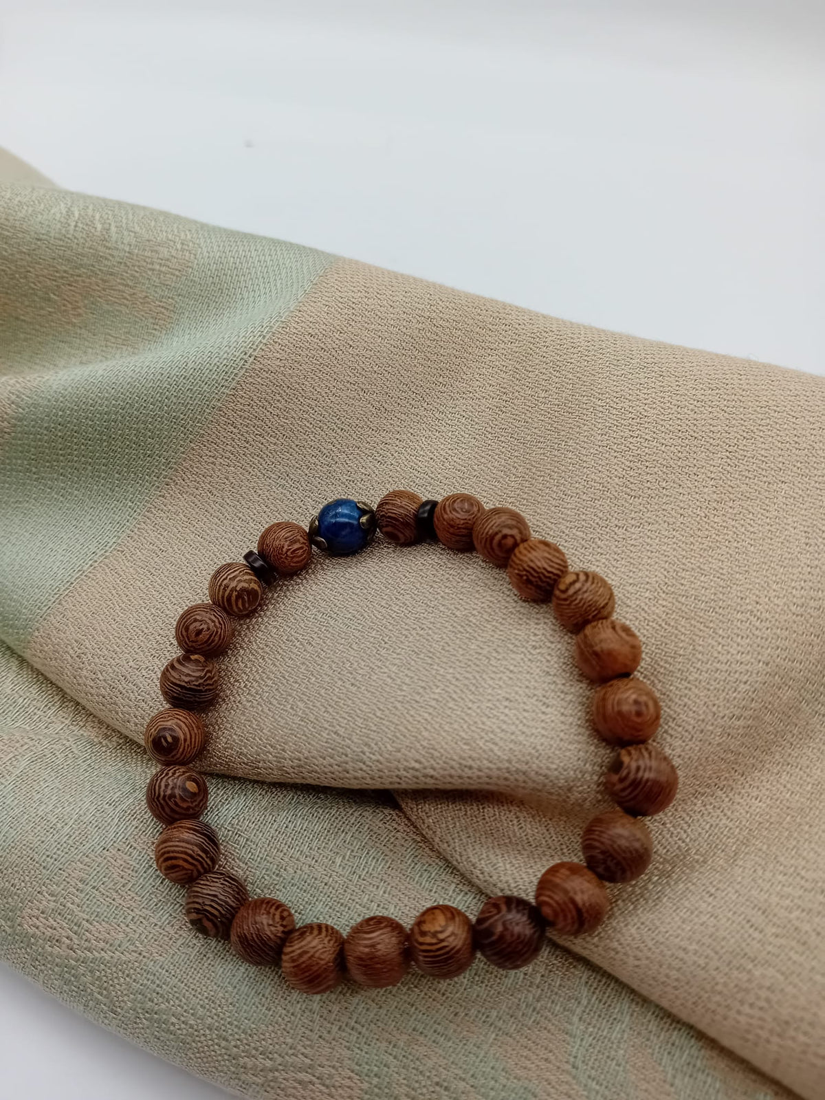 Wengewood & Lapis Lazuli Bracelet – 8mm