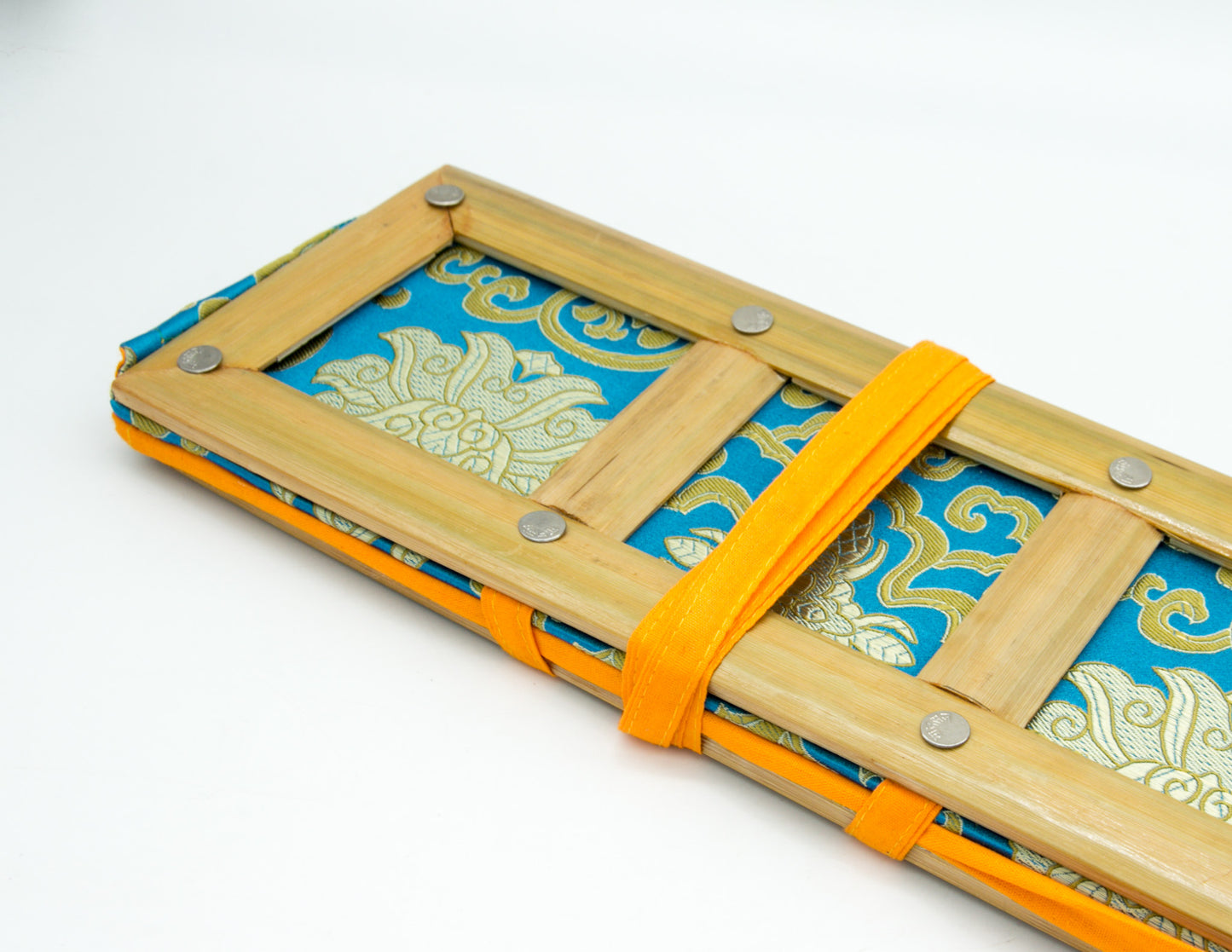 Bamboo Pecha Support