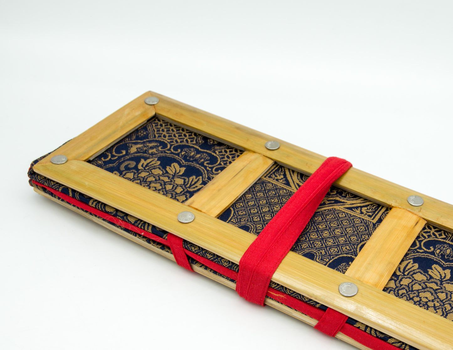 Bamboo Pecha Support