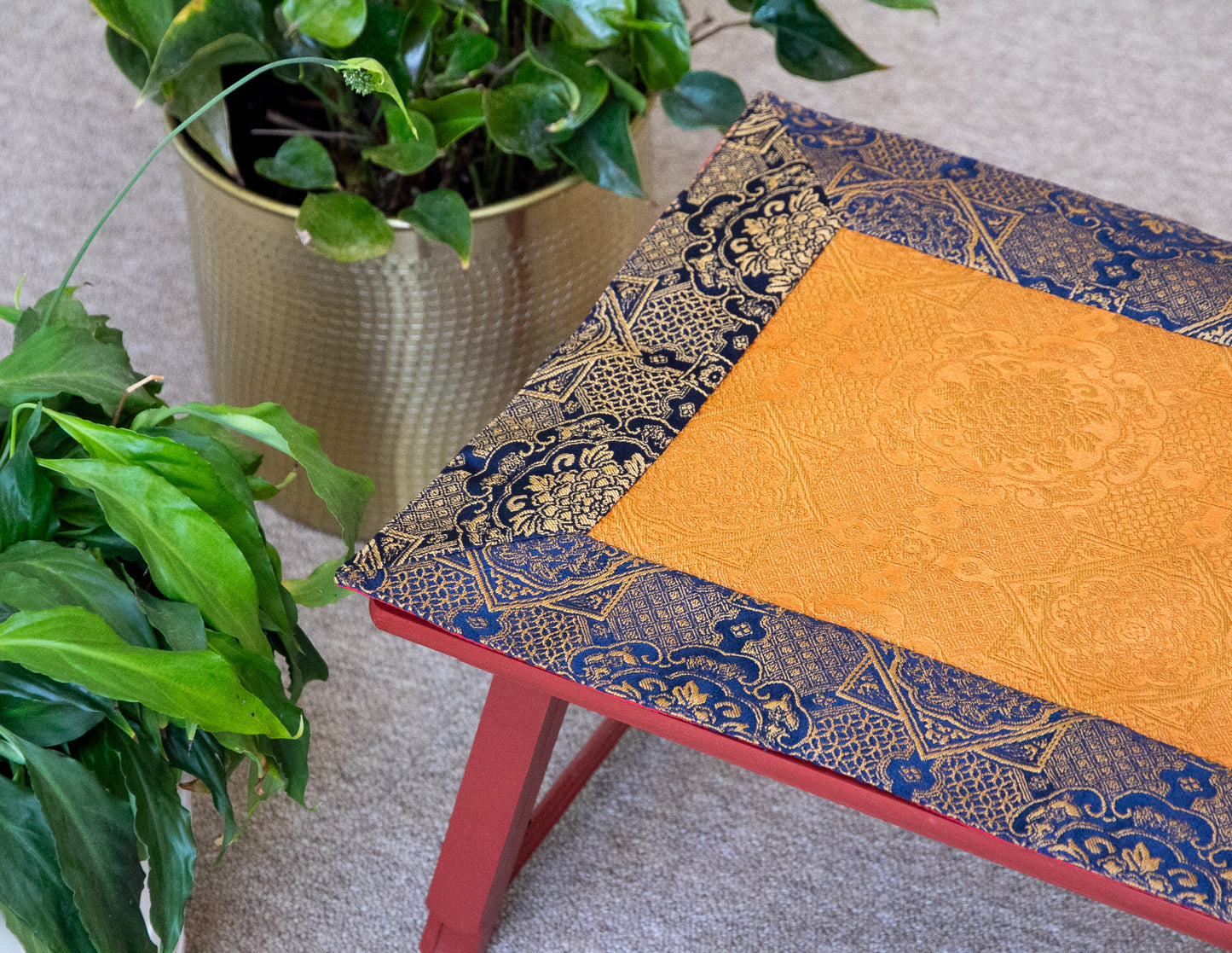 Rectangular Brocade Cloth – 36 x 60cmk