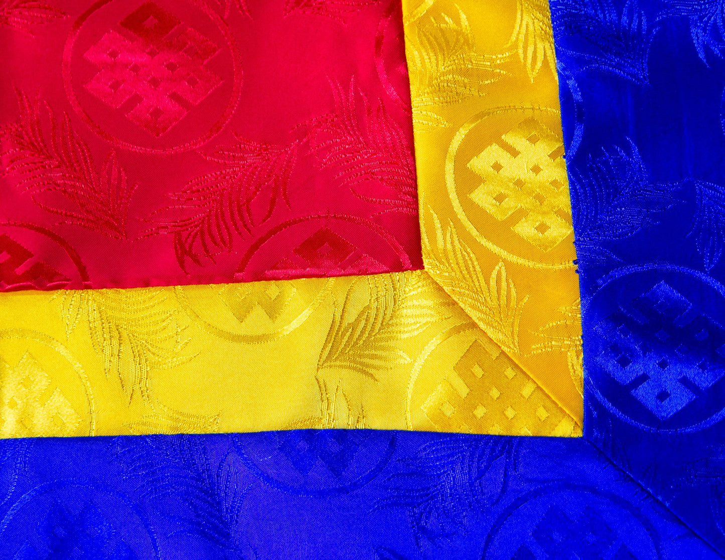 Square Brocade Cloth – 83 x 83cm