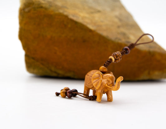 Pendentif éléphant fabriqué à la main