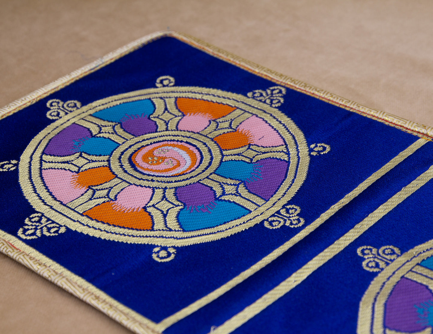 Small Brocade Cloth / Bell & Dorje Mat – Dharma Wheel