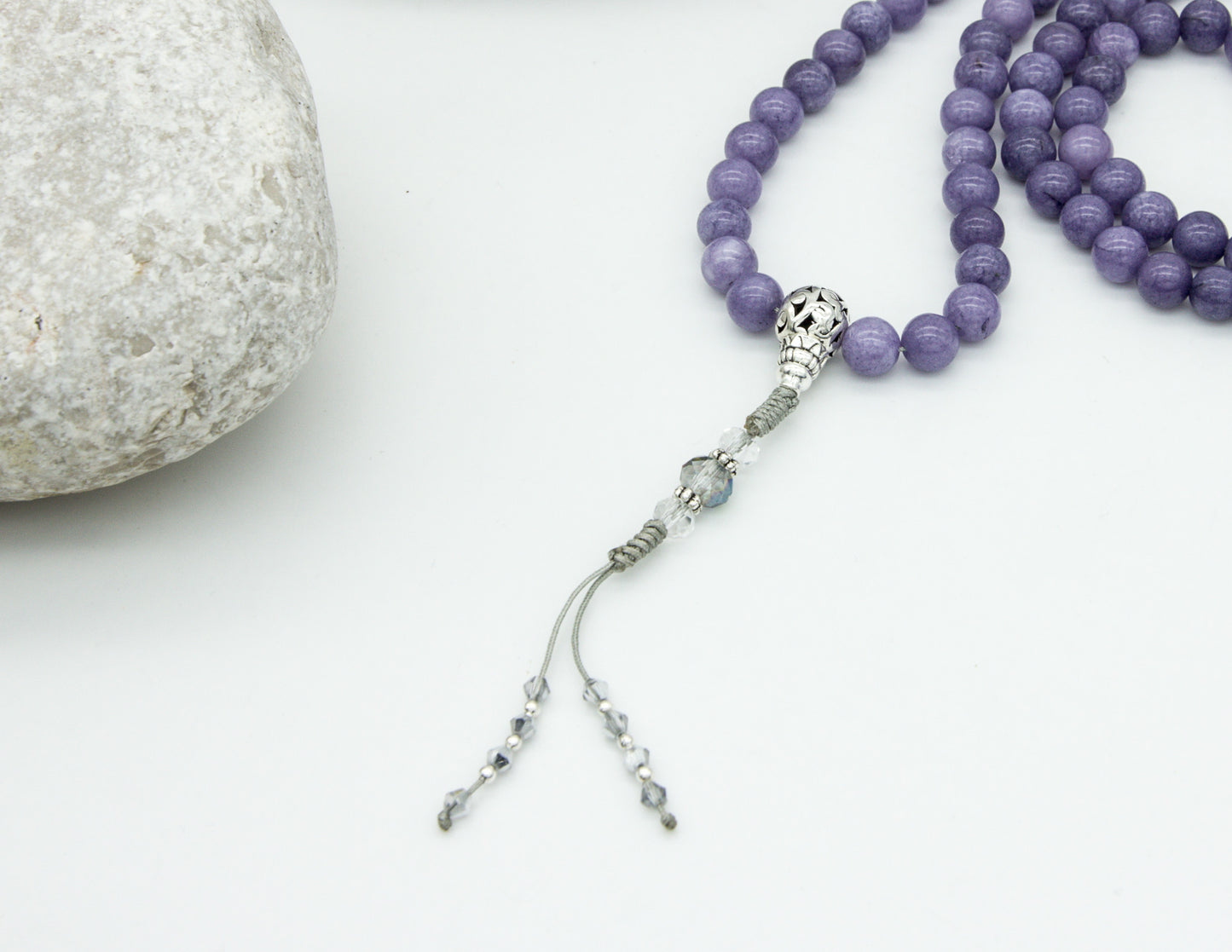 Lavanda Jade & Plata Mala – 8mm