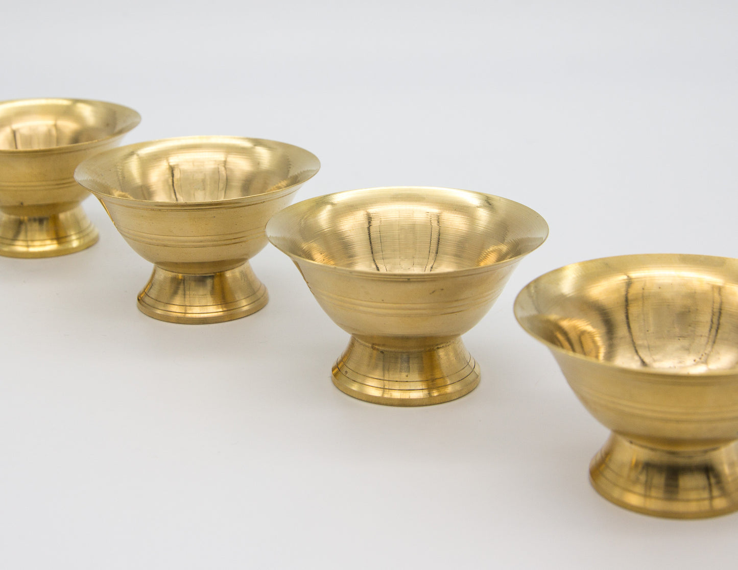 Footed Offering Bowl Set, Brass Plated – 7.0cm
