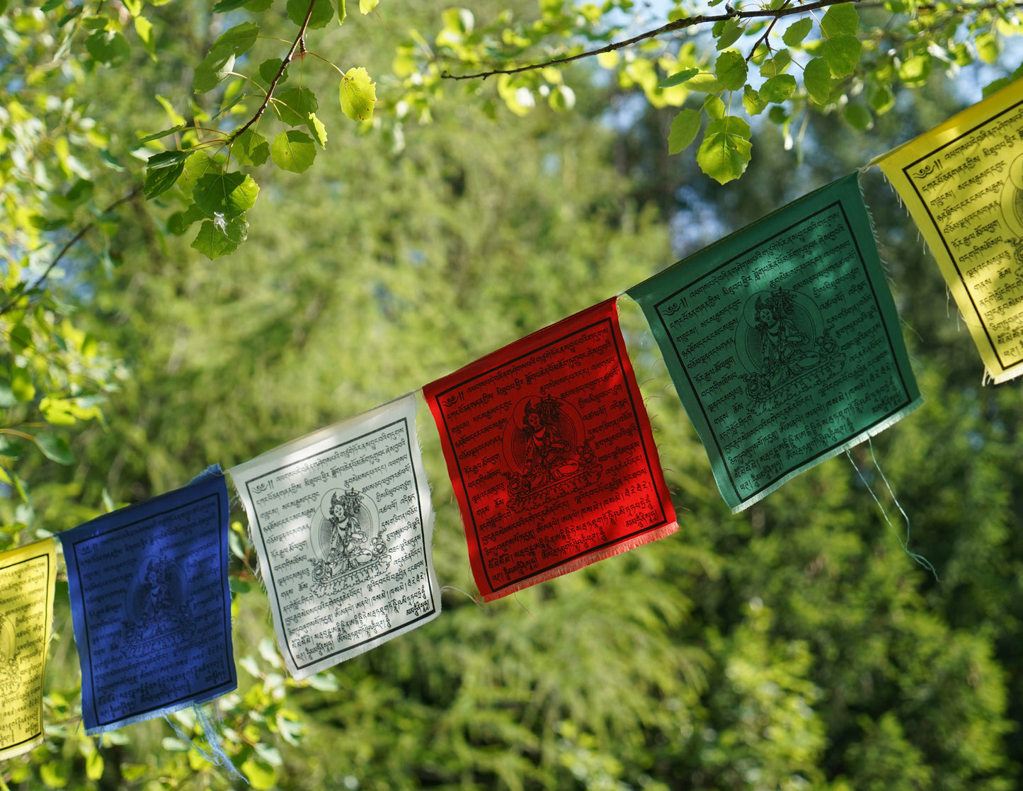 Sitatapatra "White Parasol" Prayer Flags, 20x20cm