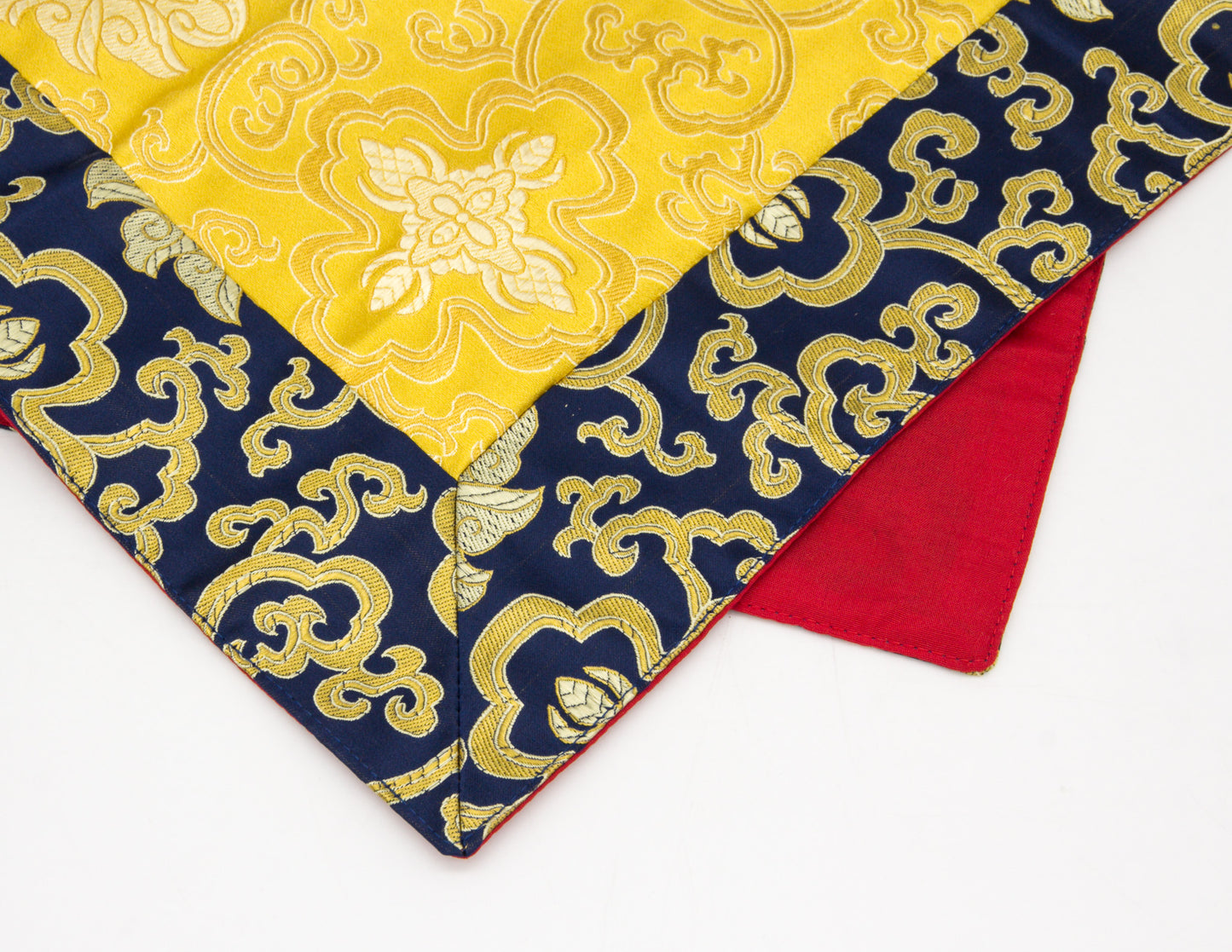 Square Bold Brocade Cloth / Practice Table Cover