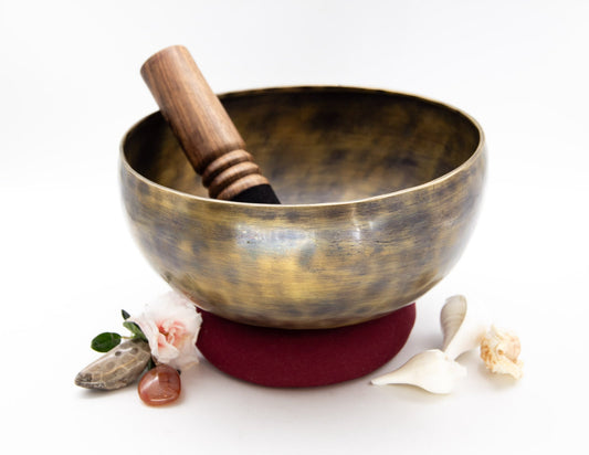 Handcrafted Singing Bowl – 23cm G tone