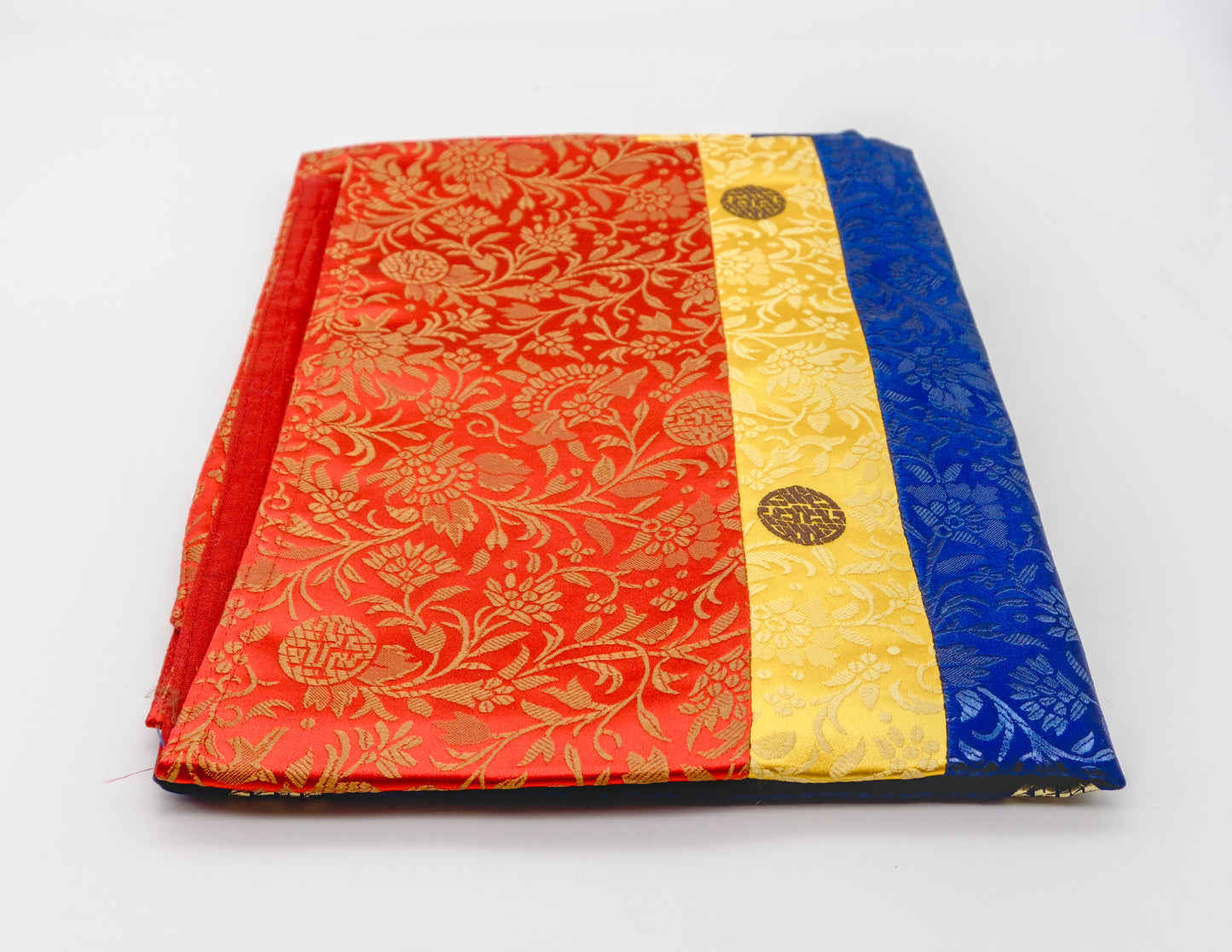 Square Floral Brocade, 3 Colours – Blue Center 90 x 90 cm