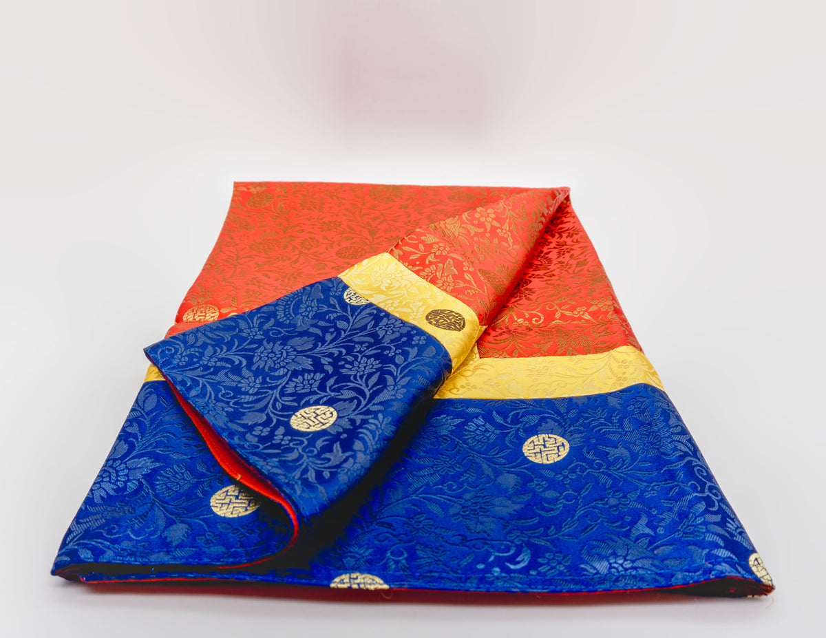 Quadratisches Blumenbrokat 89x89cm - 3 Farben mit roter Mitte