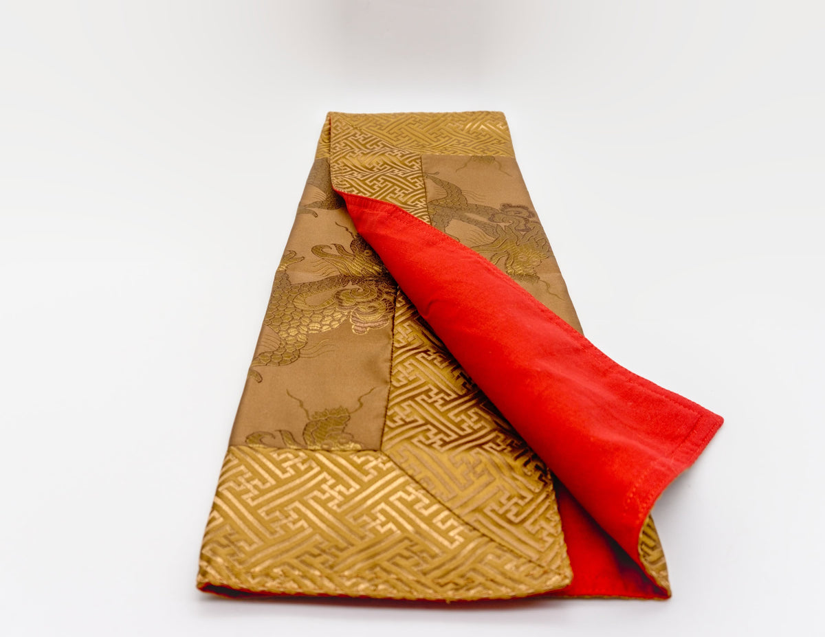 Square Golden Dragon Brocade 47x47 cm