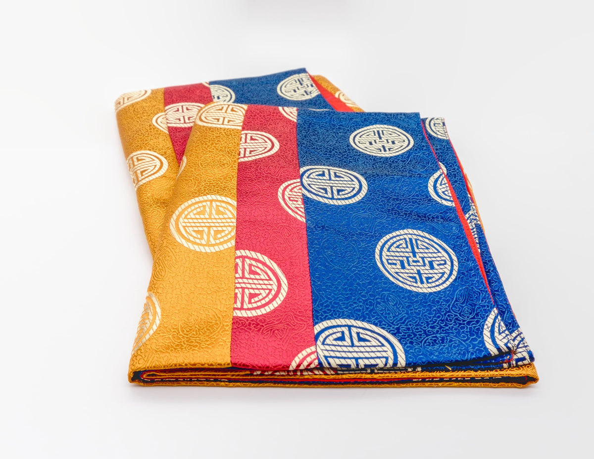 Square Brocade Cloth 80x80cm - 3 Colours, Yellow Center