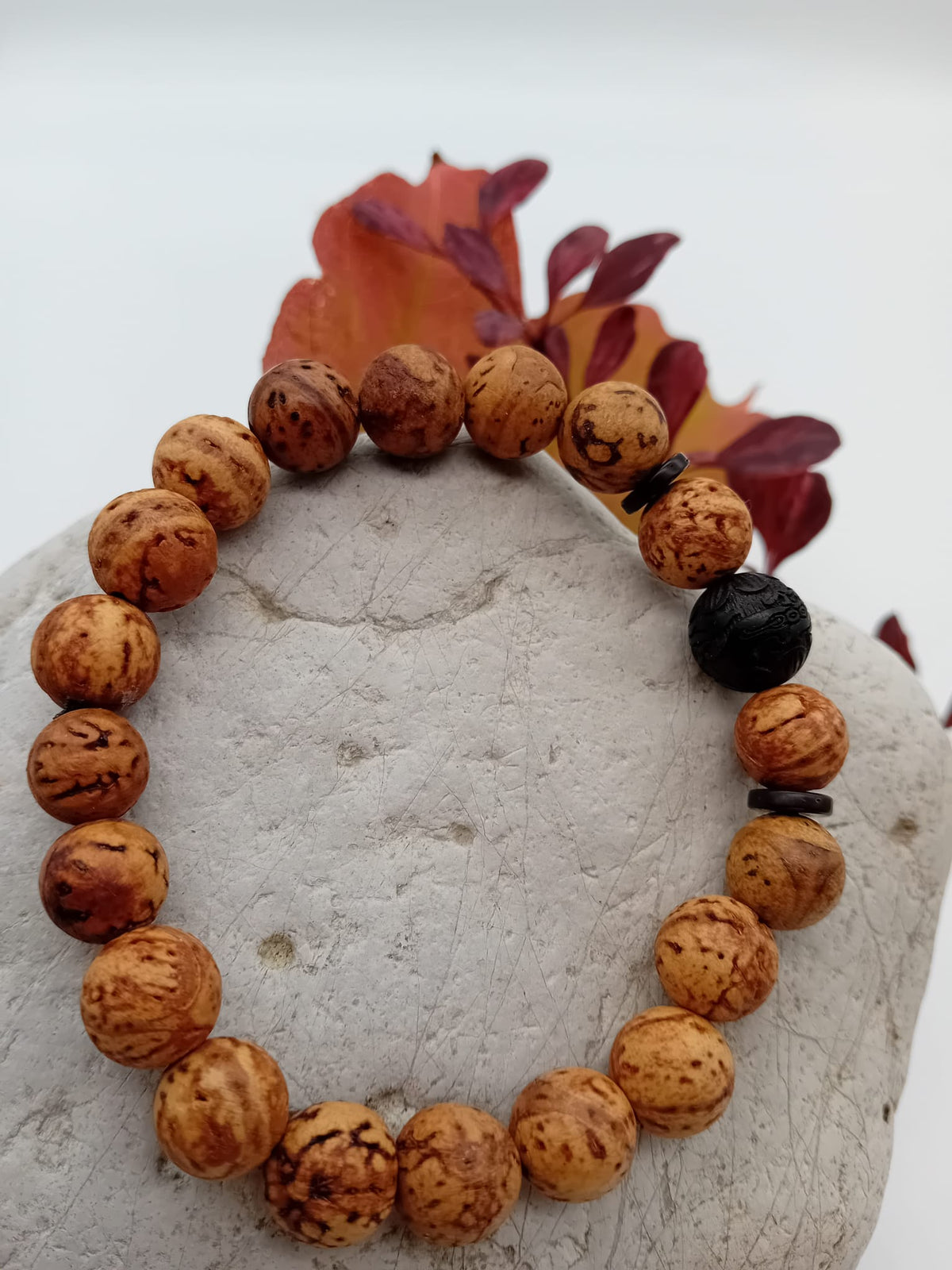 POS Bodhiseed wood & Black Carved Wood 10 mm Bracelet