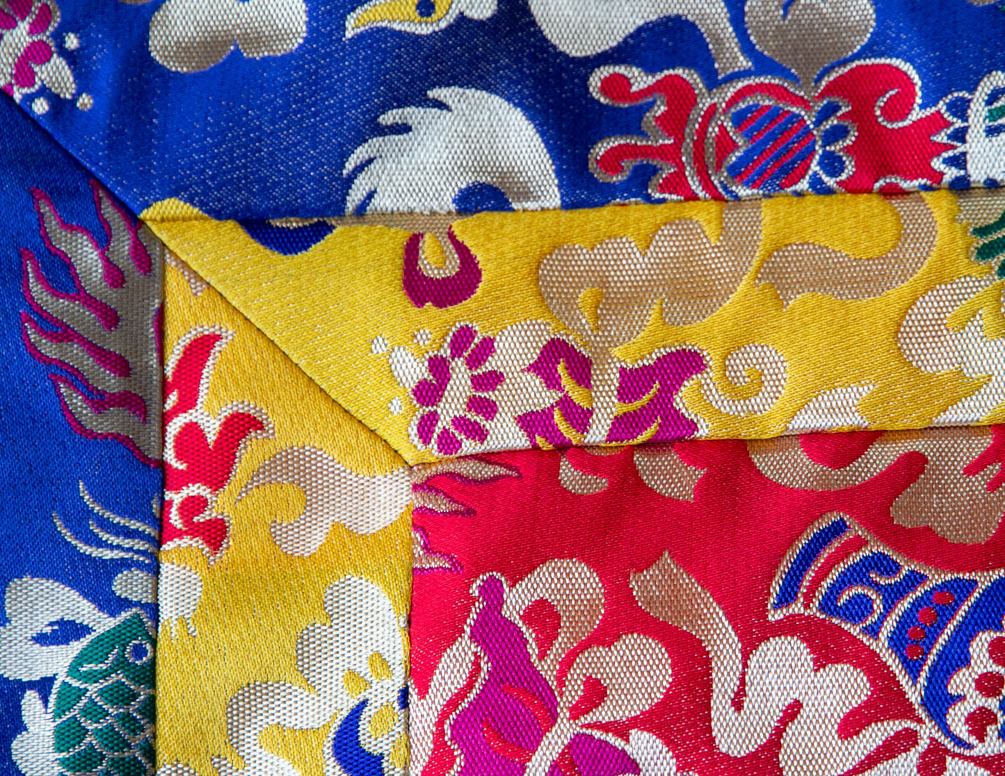 Rectangular Brocade Cloth – 100 x 173cm