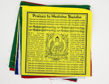 Drapeaux de prière du Bouddha de médecine en anglais, Multi / 20x20cm, 2m