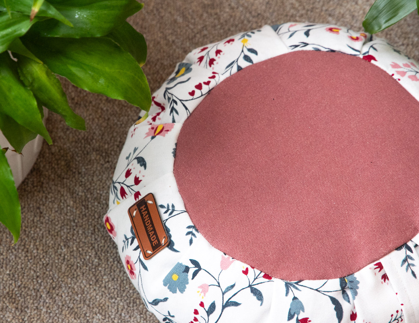 Lightweight Meditation Cushion – Medium