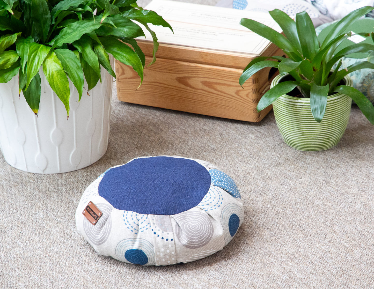 Lightweight Meditation Cushion – Medium