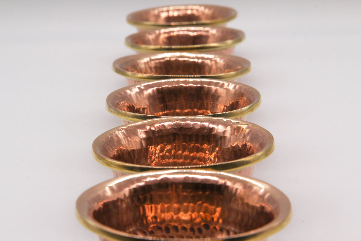 Hammered Offering Bowl Set, Polished Copper – 8cm
