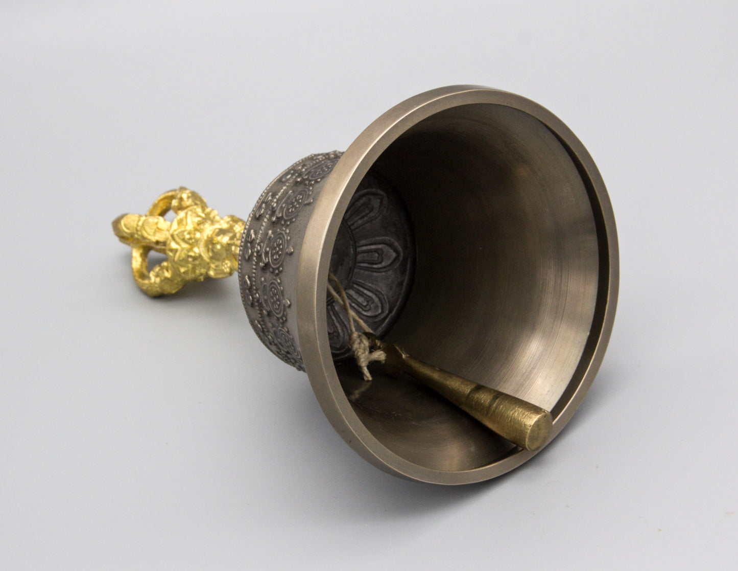 Fine Quality Bell & Dorje with Gold Contrast VI – Standard