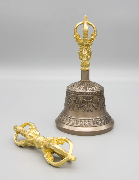 Hochqualitative Glocke & Dorje mit Gold Kontrasten IV - Ani