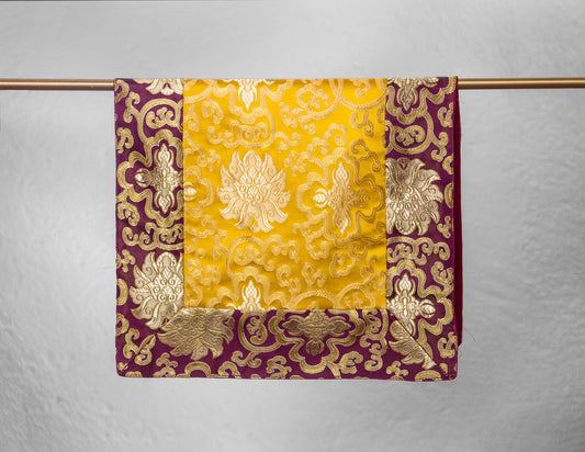 Paño de brocado estándar / Cubierta de mesa de práctica - Púrpura y amarillo