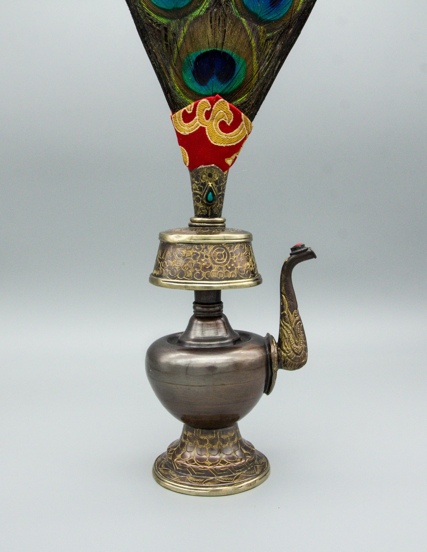 Engraved Bumpa Vase with Feathers