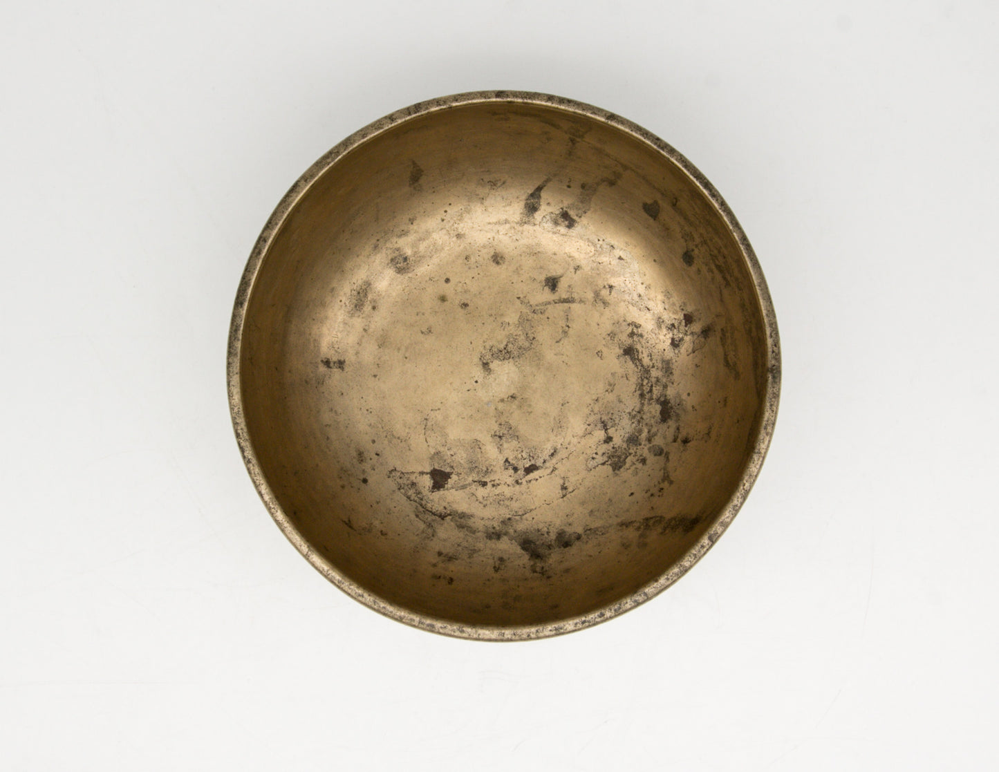 Handcrafted Singing Bowl – 15.5cm E tone