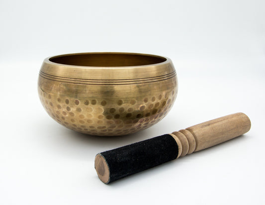 Hammered Singing Bowl – 14cm